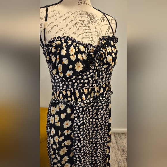 Free People Maxi Floral Dress in Black and Cream,Size L. - Picture 7 of 16